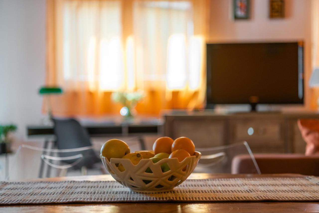 Apartment Orange 29 โรวีน ภายนอก รูปภาพ